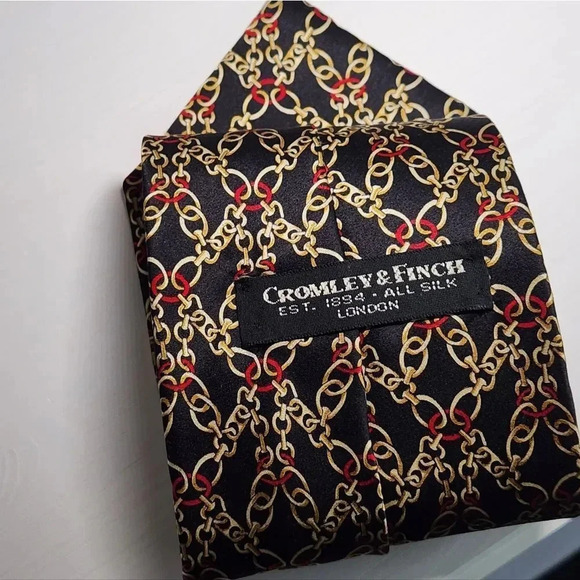 Cromley & Finch Other - Cromley & Finch Chainlink Silk Tie